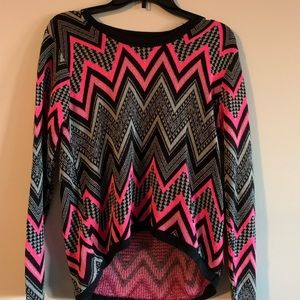 Say what? TJ maxx vibrant pink and black zig zag sweater size M
